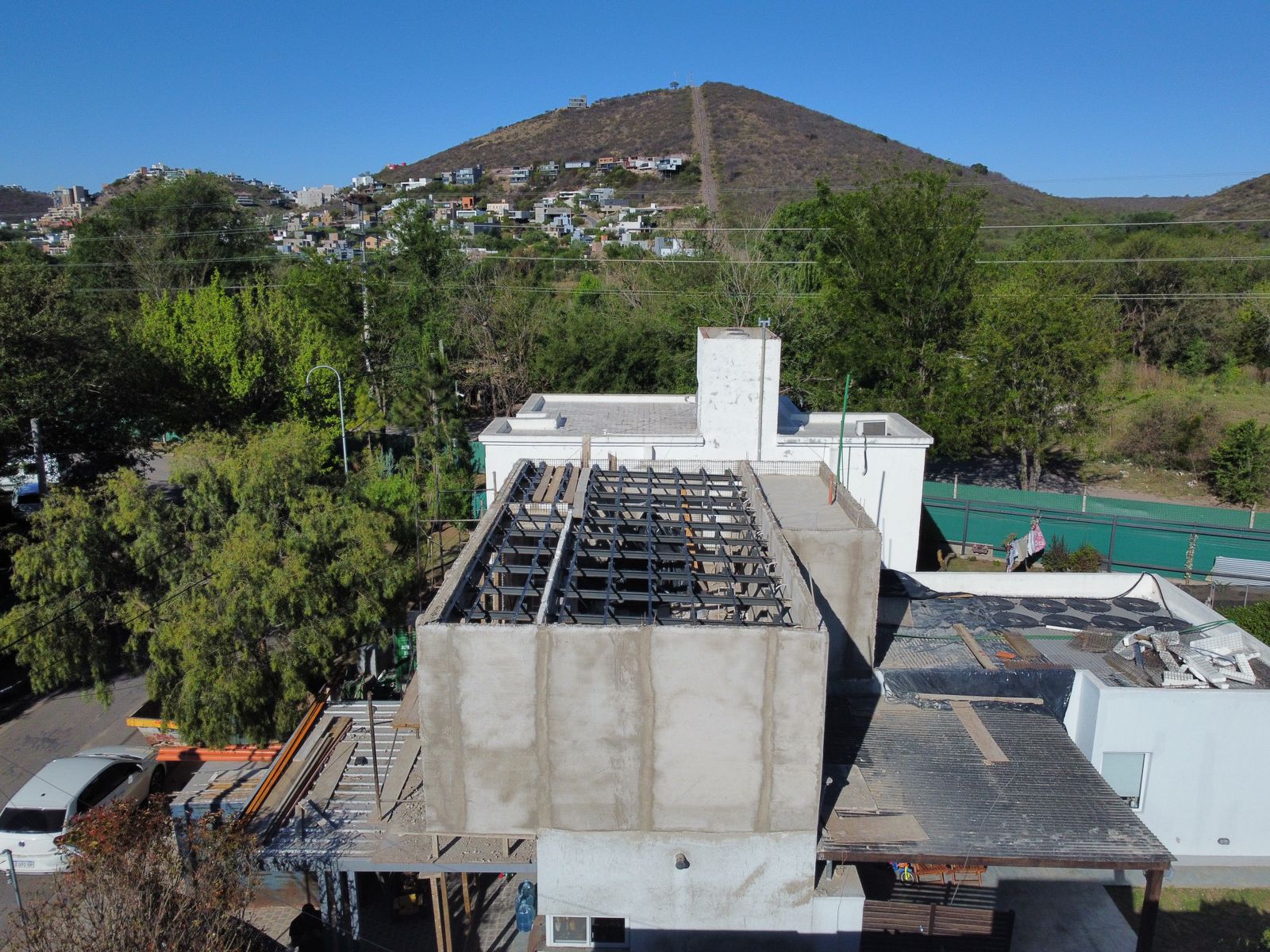 Edificio 2 plantas EPS en Córdoba